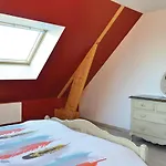 Holiday home Stunning In Saint-Denoeux