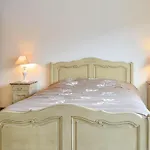 Stunning In