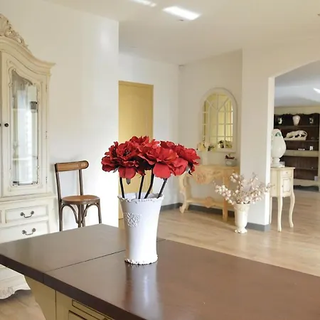 Stunning In * Saint-Denoeux