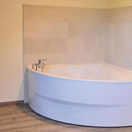 بيت للعطل Gorgeous In With Sauna Saint-Denoeux